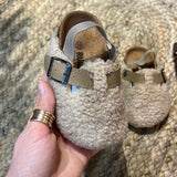 Unisex fleece bouclé sliders