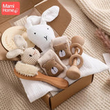 Neutral wooden bear gift set